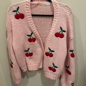 Pink cardigan with cherries!! 🍒 Never been worn size Med/Large